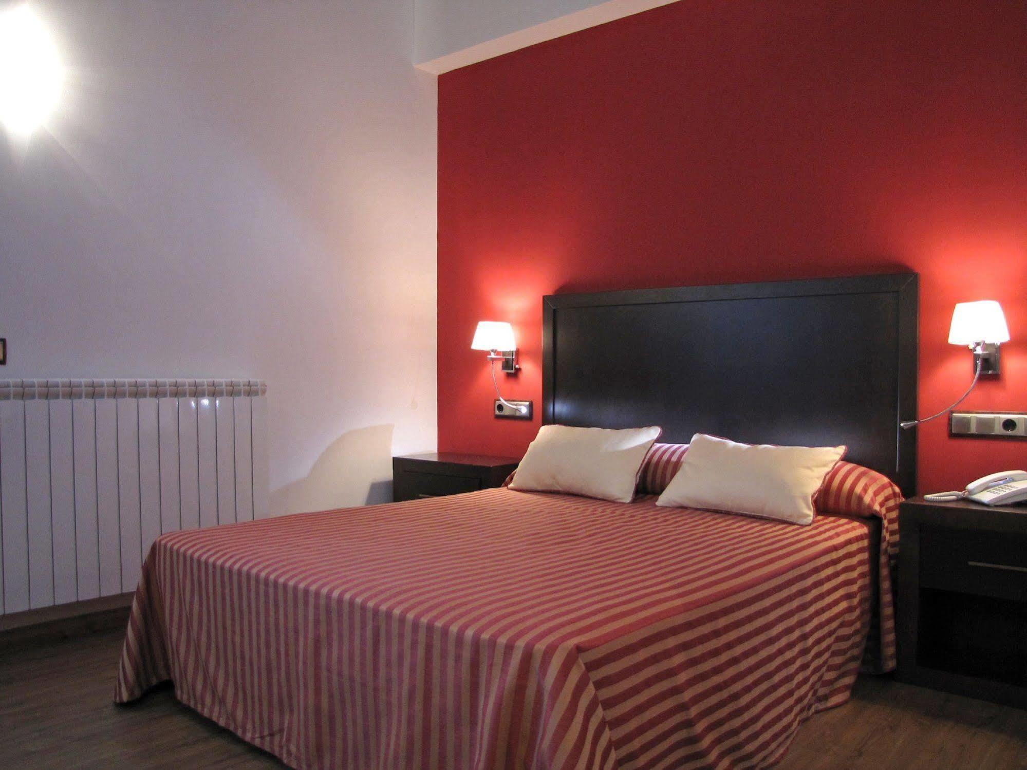 Hotel Sesue Benasque Kültér fotó