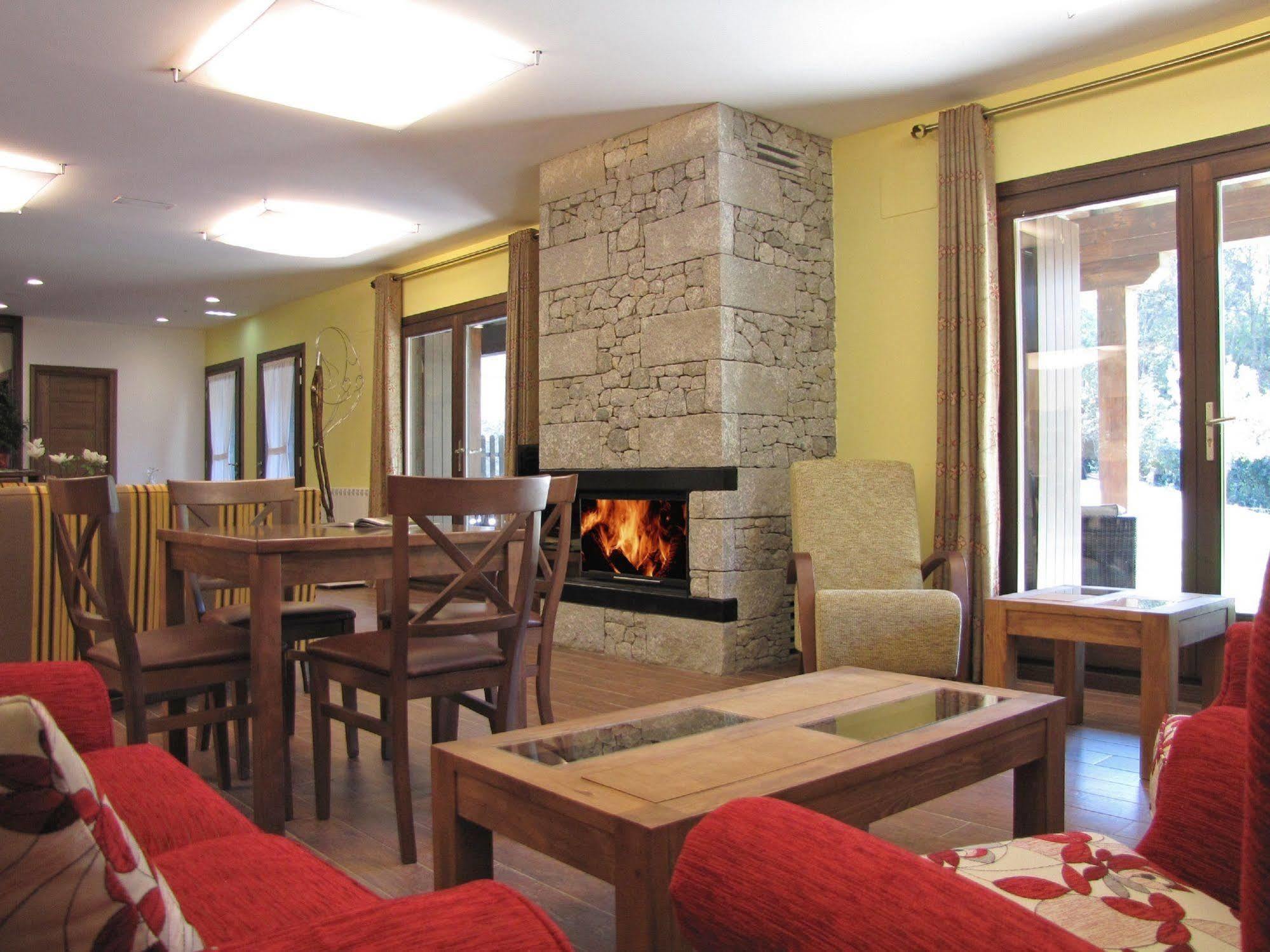 Hotel Sesue Benasque Kültér fotó